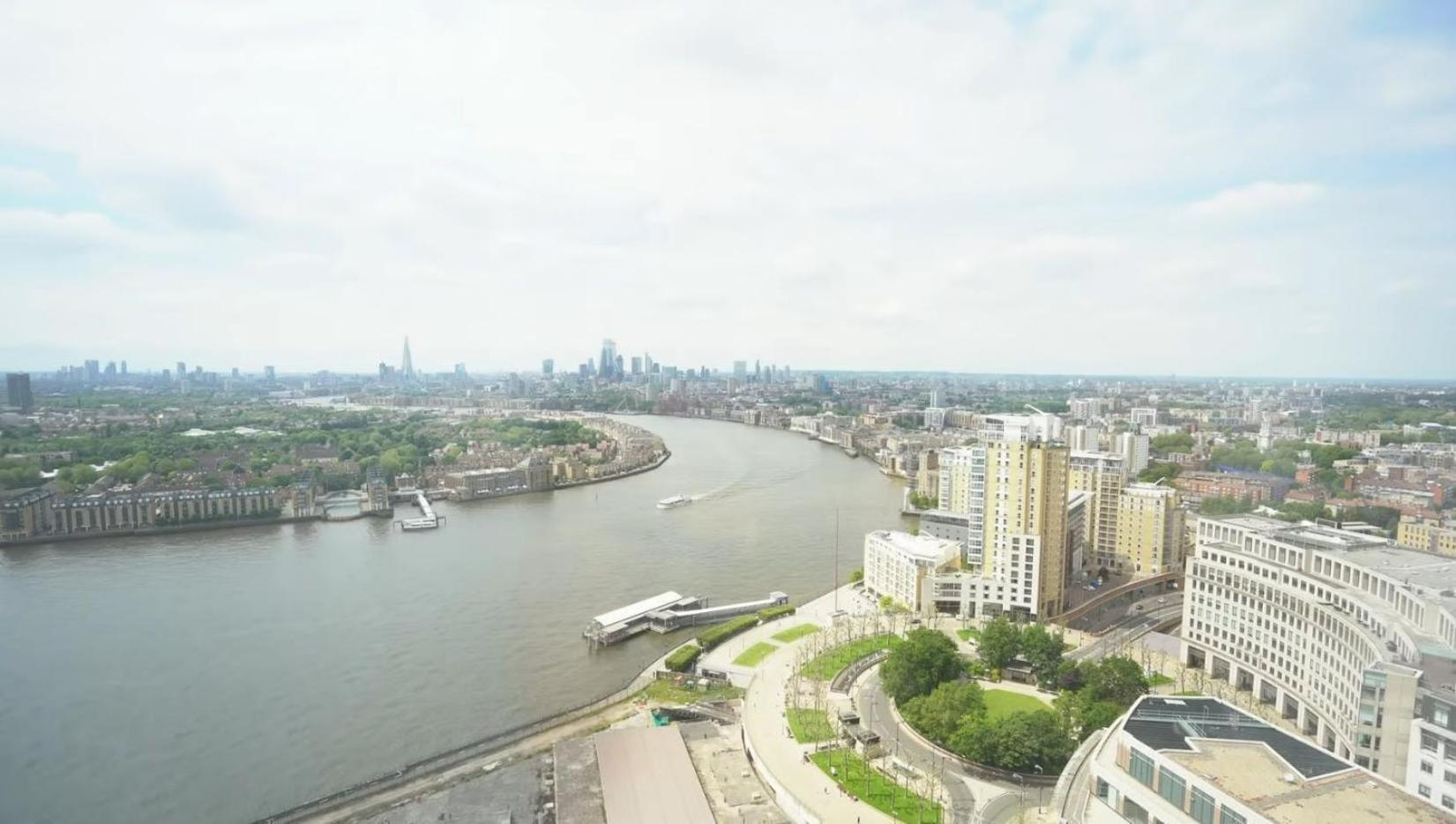 Canary Wharf - Newfoundland Luxury Apartment *